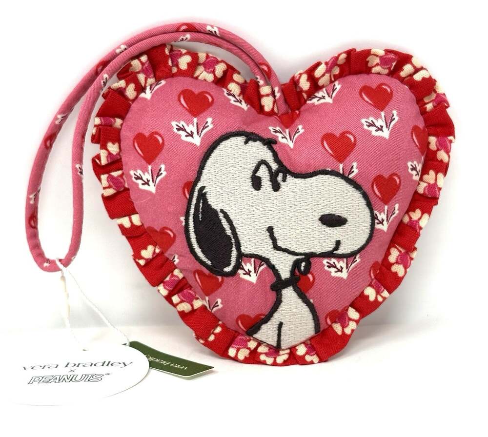 Vera Bradley Snoopy Peanuts Valentine Heart Bag Charm Love Is In The Air 2025